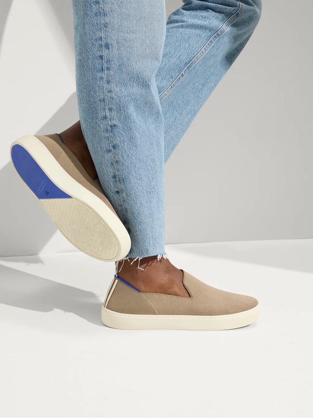 Rothie’s Slip-on Sneaker Latte Tan 8.5 - Picture 4 of 10